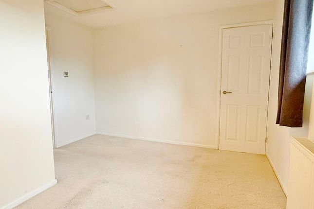 45 Weston Way, Newmarket photo 5