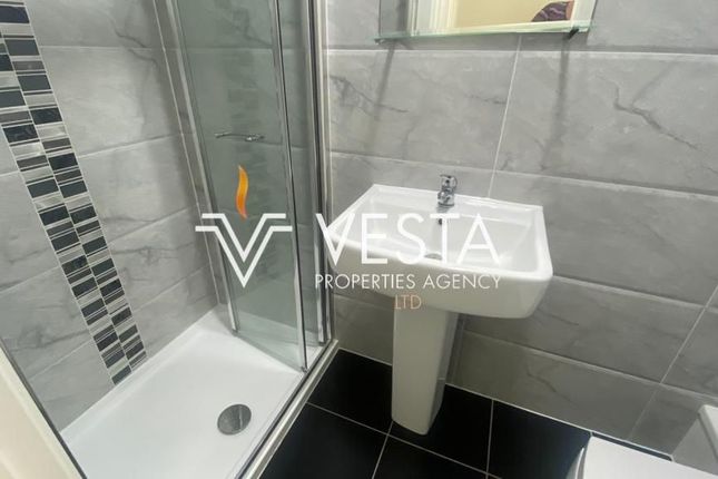 Room 2, 24 Harley Street, Coventry photo 2