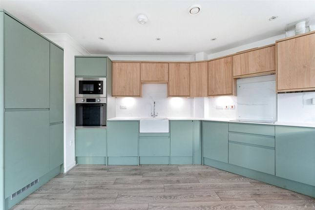 127, Wharf Way, Kings Langley photo 5