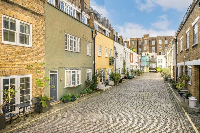 Property for sale in Princes Mews, London