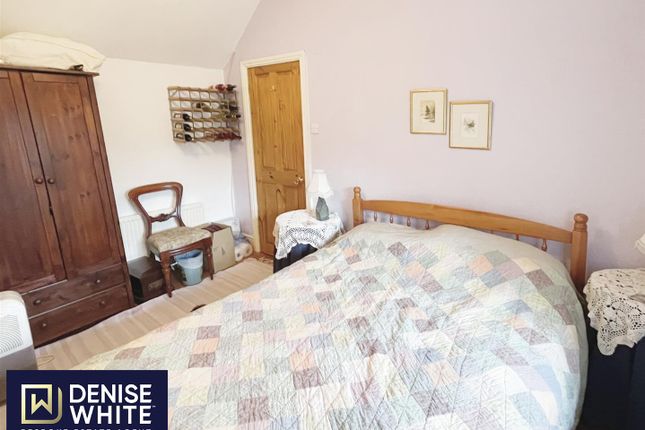 Cottage for sale in Stanley Road, Stockton Brook