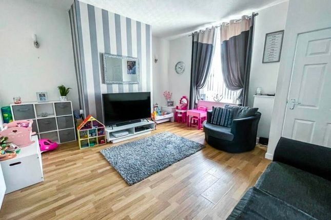 21 New George Street, Bury photo 2