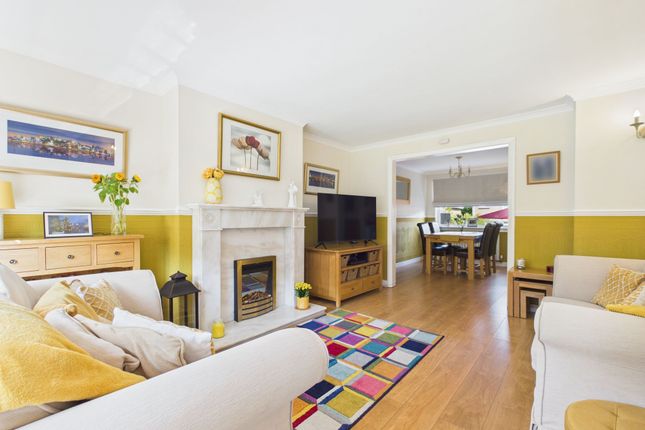 18 Annan Grove, Motherwell photo 4