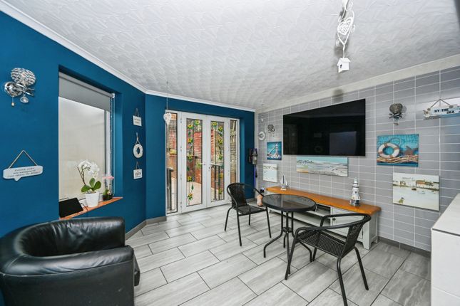 18, Corsock Drive, Wigan photo 4