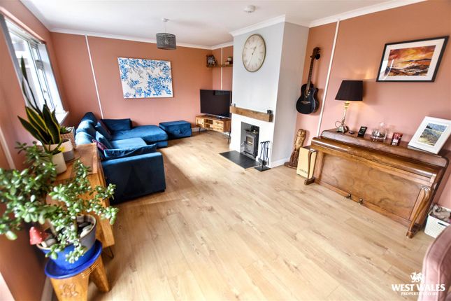 26, Church Road, Haverfordwest photo 2