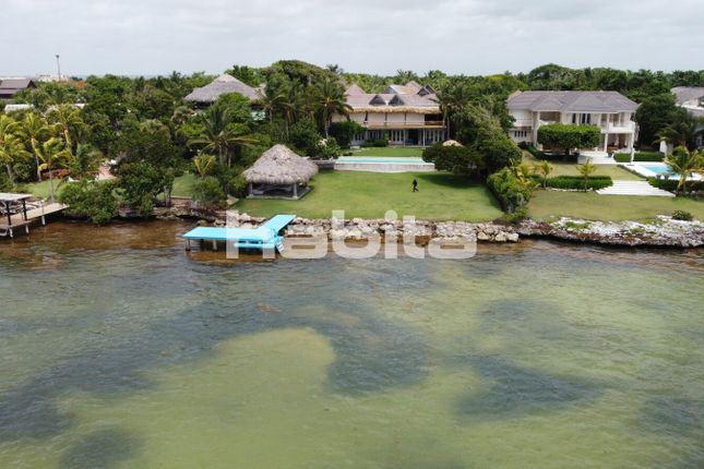 Thumbnail Villa for sale in Punta Cana Resort &amp; Club, Punta Cana, Do