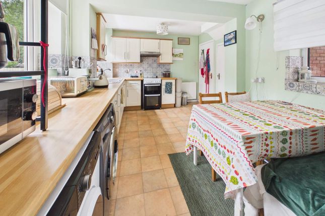 48, Garrick Drive, Cardiff photo 4