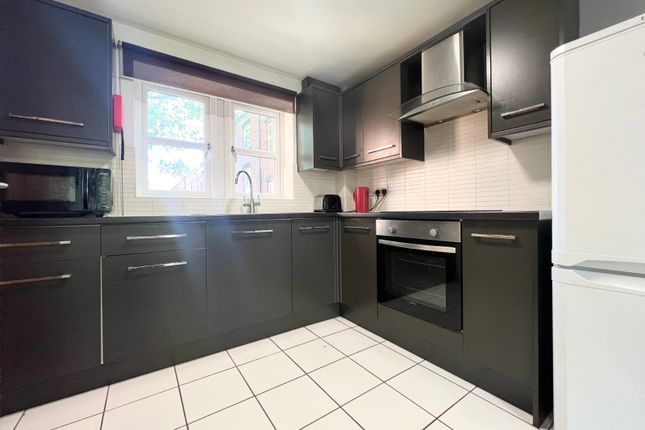 Kensington Terrace, Leeds photo 3