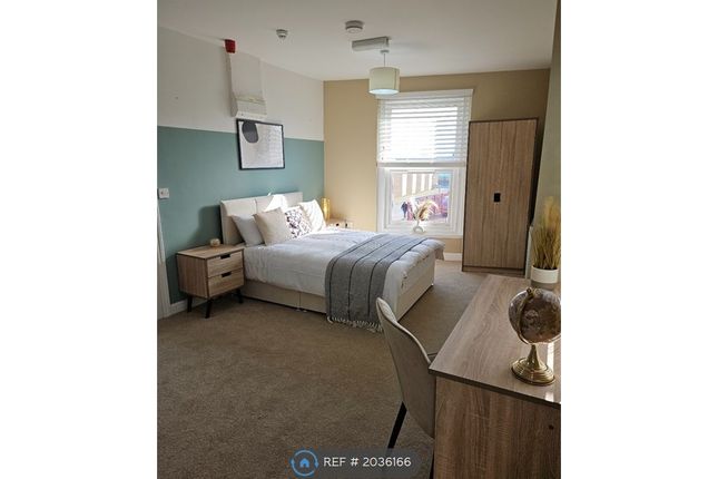 Room to rent in Scarborough Street, Hartlepool
