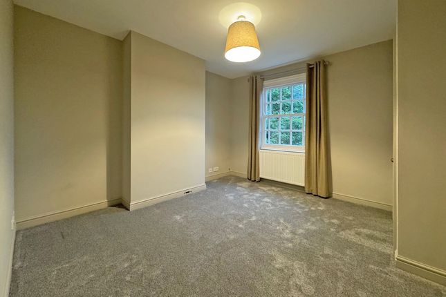 25 Ure Bank Terrace, Ripon photo 4