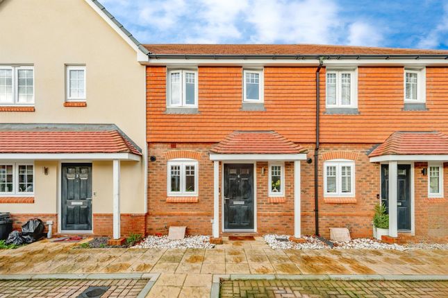 2-bed terraced on 4, Donington Park Close, Edenbridge, £375,000