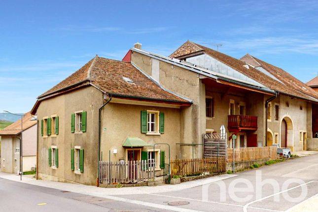 Thumbnail Villa for sale in La Chaux, Canton De Vaud, Switzerland