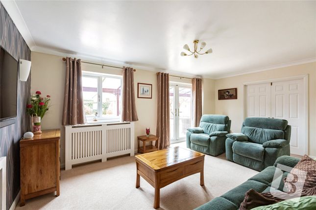 12, Bulbecks Walk, Chelmsford photo 3