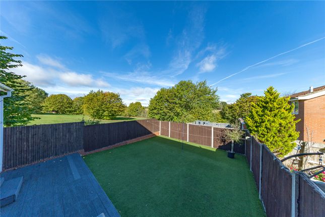101, Rochford Drive, Bedfordshire photo 2