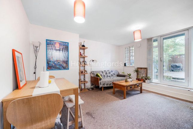 Thumbnail Flat to rent in Camden Road, London