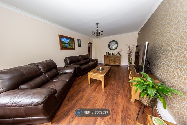 Nutchford, Wellington Road, Enfield photo 3