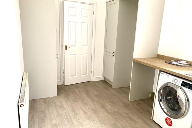 8, Clocktower Lodge, Devizes photo 4