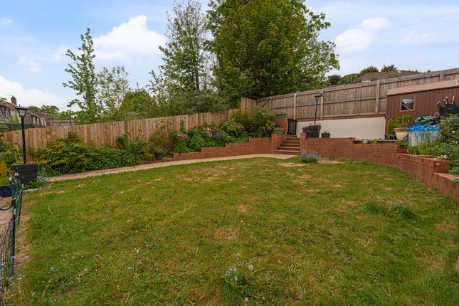 6 High Meadow, Newport photo 4