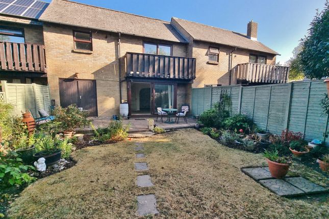 2, Regents Court, Havant photo 2
