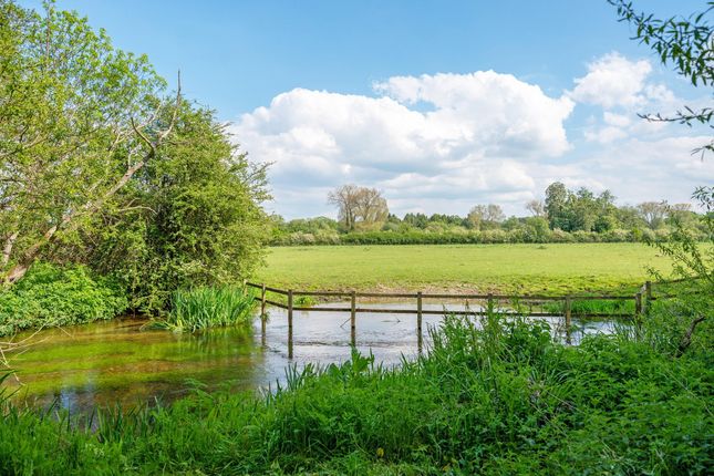 Riverside House, Wildmoor, Hook photo 2