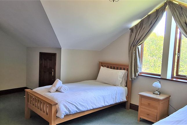 7 Greenacres, Par photo 4