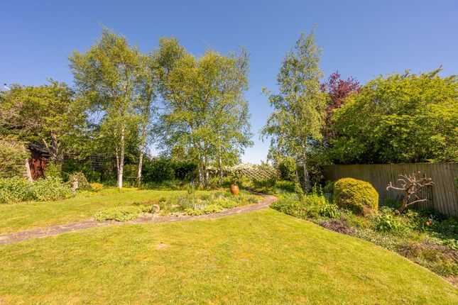 9 Quineys Leys, Stratford-upon-Avon photo 4