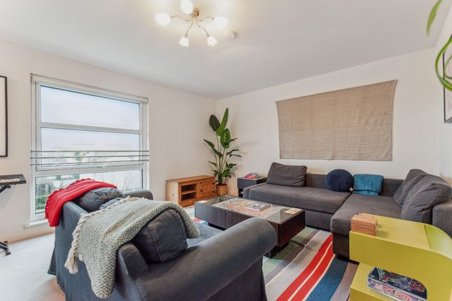 Flat 3-2, 132, Medwyn Street, Glasgow photo 4
