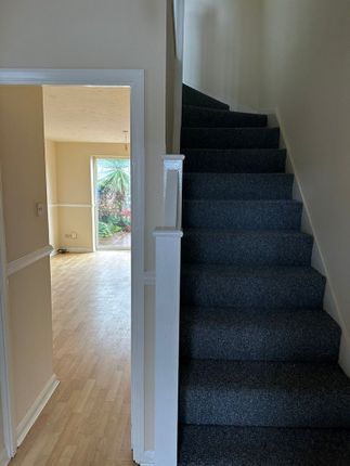 11, Thorburn Close, Neath photo 5