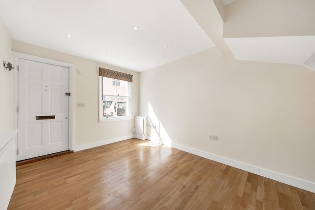 18 Beatrice Road, Richmond, Surrey photo 4