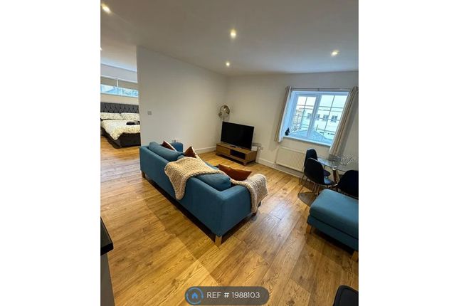 Flat to rent in Union Street, Maidstone