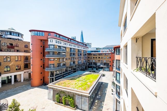 Duplex to rent in Lafone Street, London