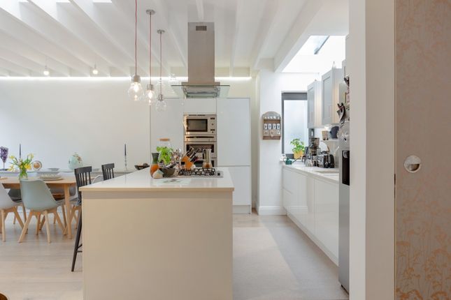 155, Norwood Road, London photo 4