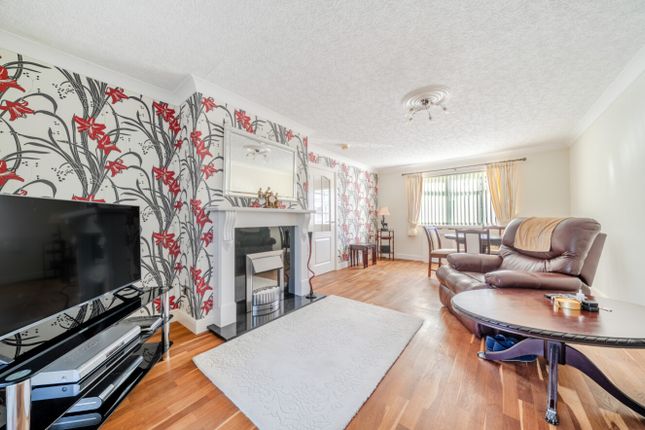 21, Mercia Drive, Grantham photo 2