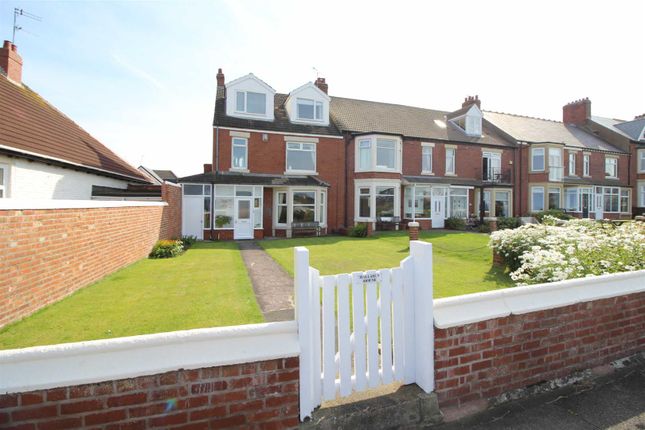 Thumbnail Flat to rent in Southcliff, Whitley Bay