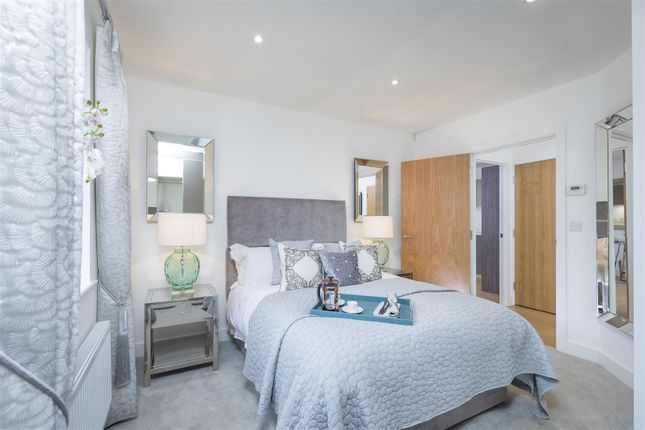 Flat for sale in Plot 7, Charlotte Court, Oakwood