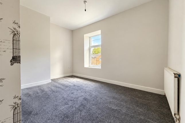 8, Junction Street, Burnley photo 5