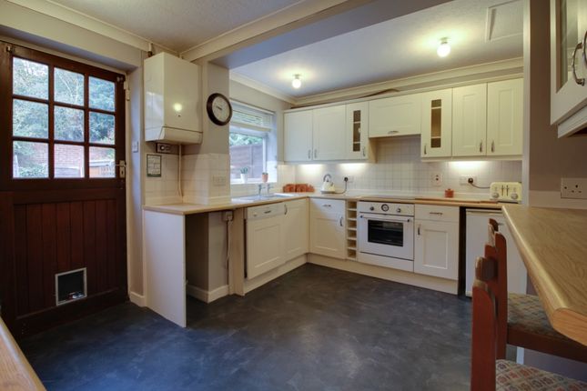 12, Lime Grove, Cheadle photo 4