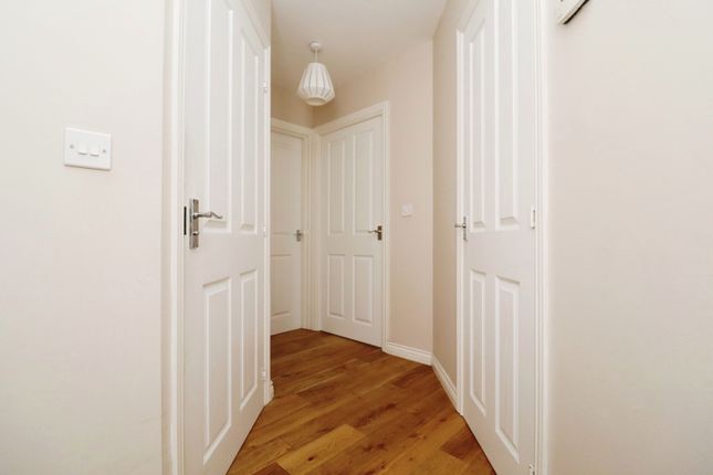 Flat for sale in Hearth House, Signalman Court, Rugby