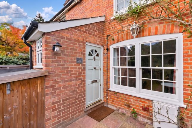 Overton Cottages, Cookham Dean photo 2
