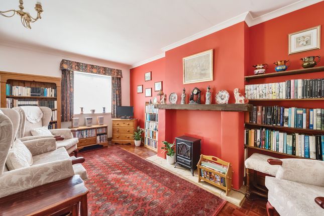 10 Southfield Manor Park,, Sandy Lane, Cheltenham photo 2