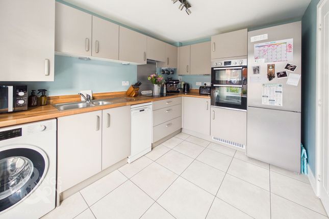 9 Orion Drive, Norwich photo 3