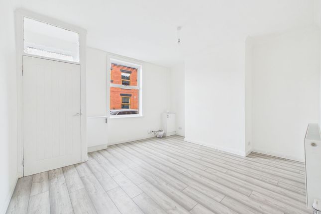26 Blossom Street, Manchester photo 2