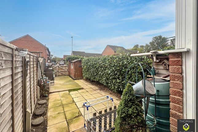 10, Meadvale Close, Gloucester photo 3