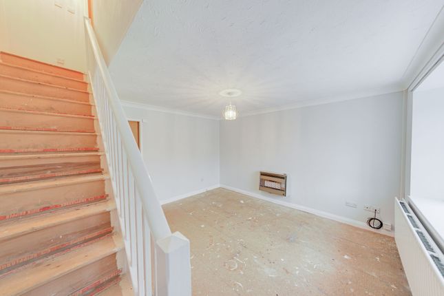 16 Severn Close, Congleton photo 3