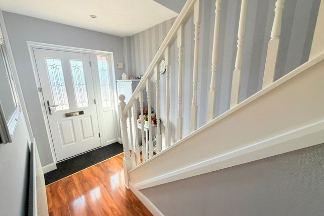 14, Sandbrook Way, Manchester photo 3