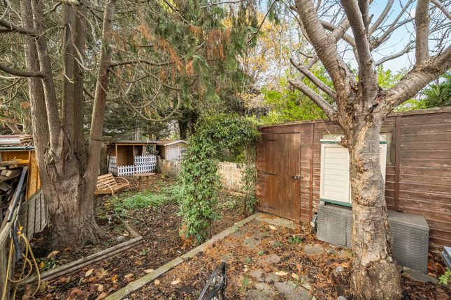 60, Meadowview Road, London photo 2