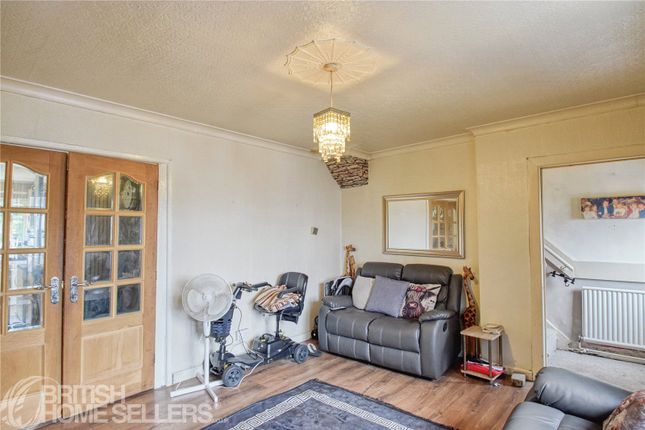 Colbren Square, Ammanford photo 4