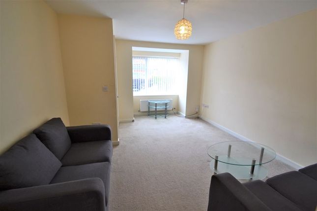 5, Blodwell Street, Salford photo 3