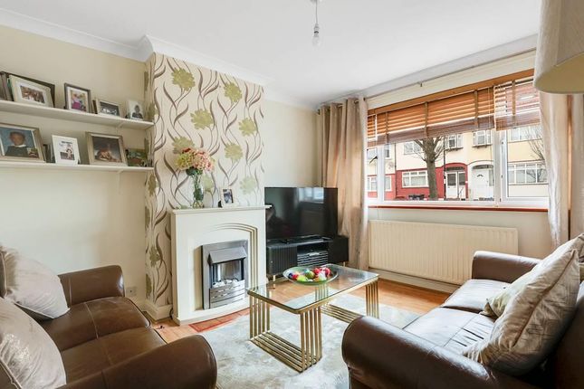 46, Waverley Road, London photo 2