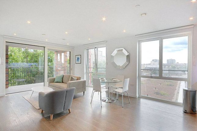 Thumbnail Flat to rent in Heygate Street, Elephant And Castle
